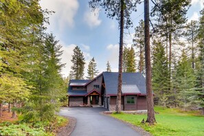 Front of property - Arrowhead Lodge in Suncadia Home (Cle Elum)