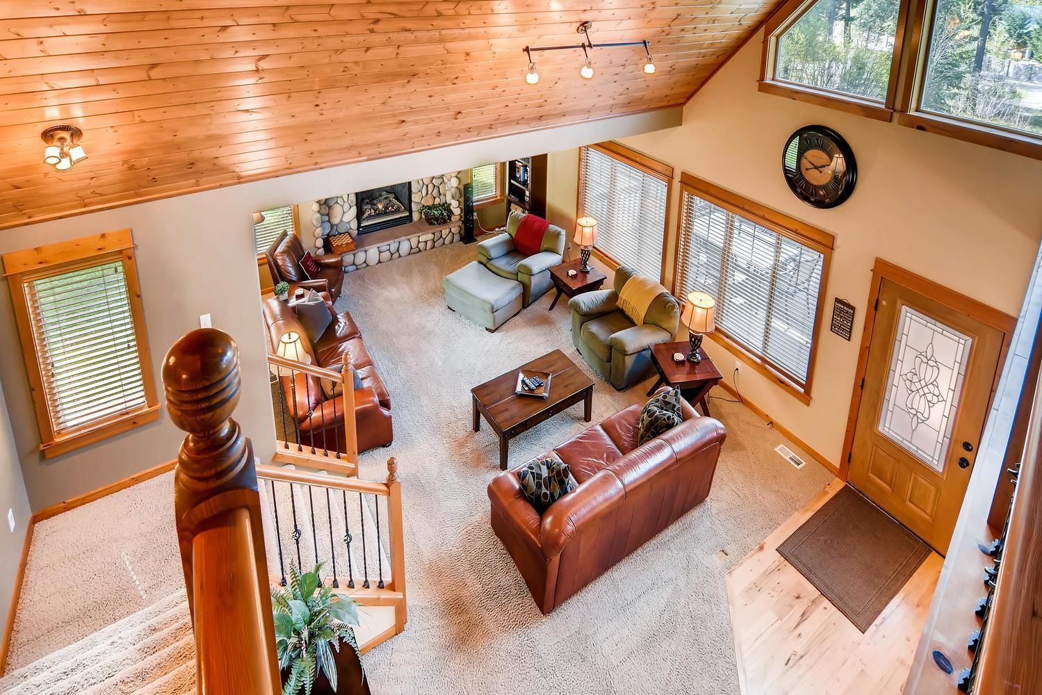 Chalet | Living area | Flat-screen TV, fireplace, video game console, DVD player