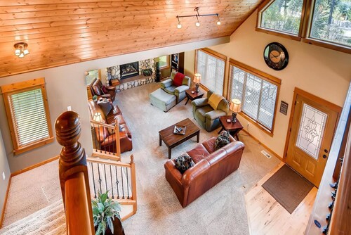 Cascade Mountain Villa