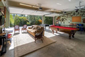 Game room - Cascade Mountain Villa (Cle Elum)