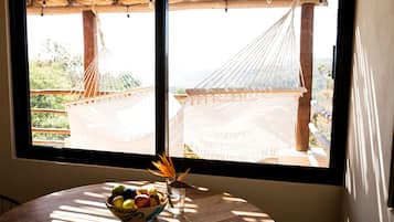 Panorama-Zimmer | Minibar, Zimmersafe, Schreibtisch, kostenloses WLAN