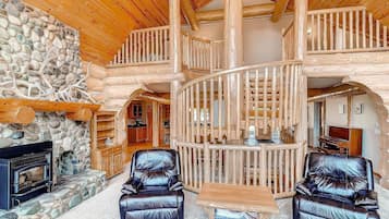 Chalet | Living area | Flat-screen TV, fireplace, video-game console, DVD player