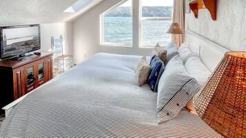 Chalet | 3 bedrooms, iron/ironing board, free cots/infant beds, free WiFi