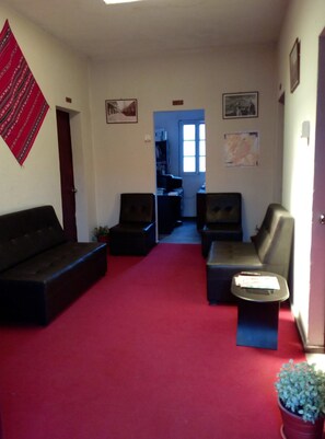 บริเวณนั่งเล่นที่ล็อบบี้