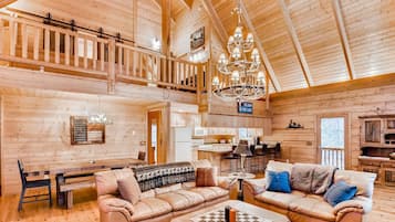 Chalet | Area keluarga | TV layar datar dan perapian