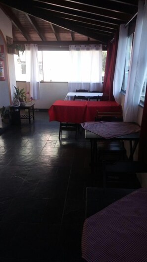 Colazione a buffet inclusa, servita tutte le mattine 