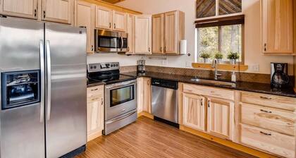 Roslyn Ridge Retreat