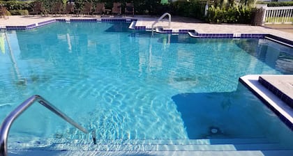 Condo near IMG Academy & Beaches