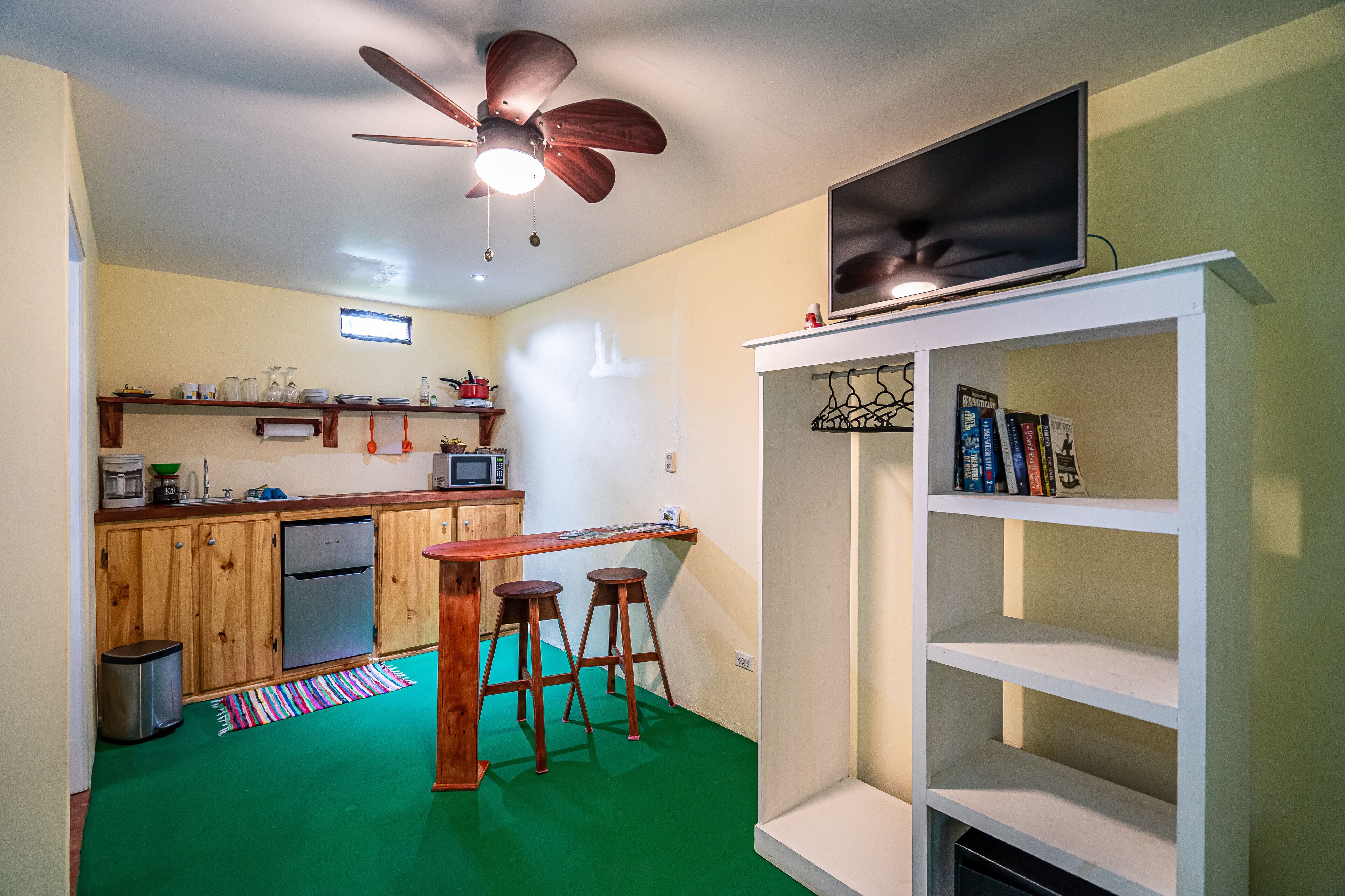 Photo - Peace of Paradise Breakfast Included Free Manuel Antonio Park Tour