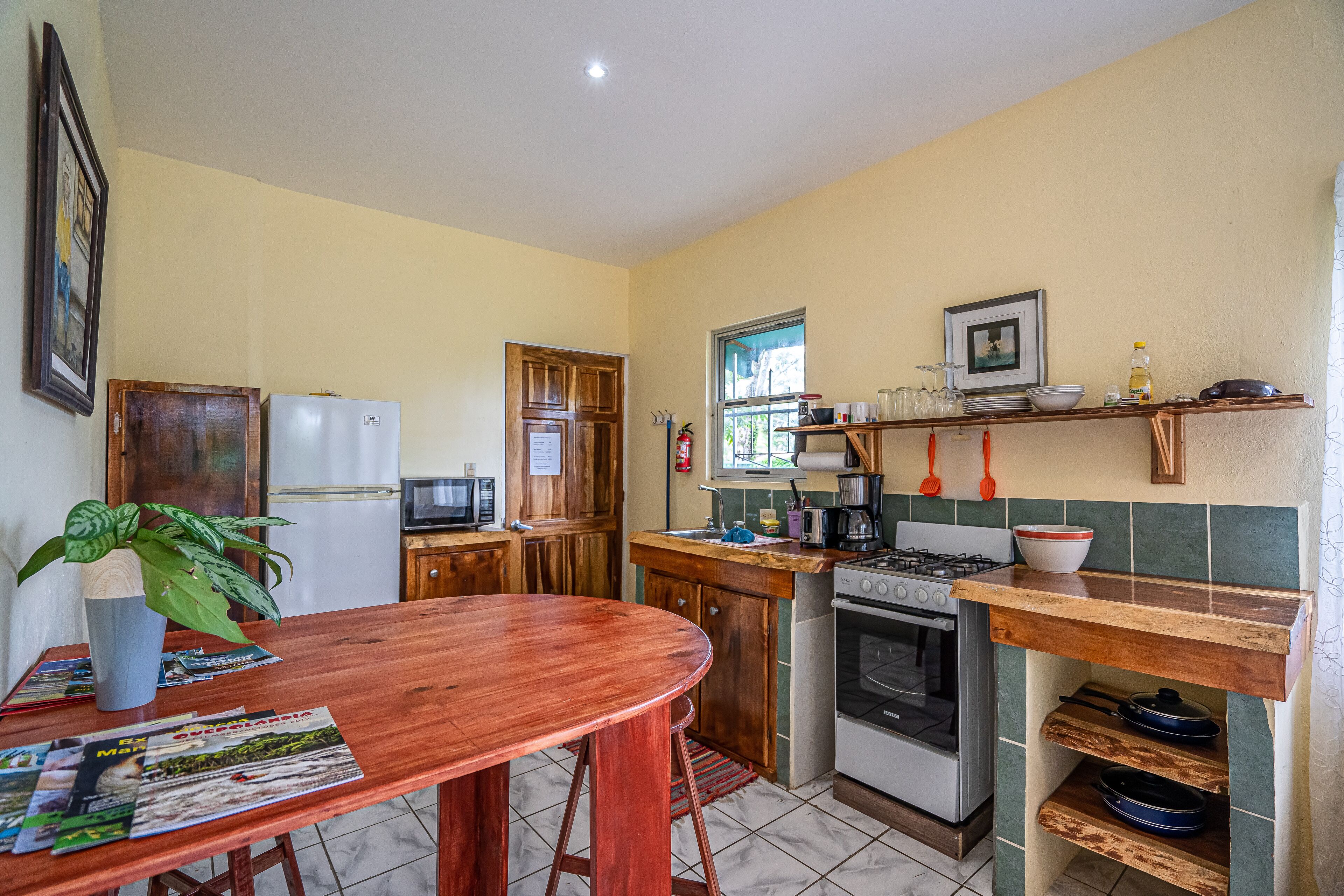 Photo - Peace of Paradise Breakfast Included Free Manuel Antonio Park Tour