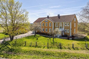 واجهة المنشأة