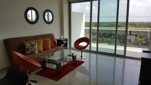 Apartment, 2 Double Beds, Ocean View | Living area | Flat-screen TV - Apartamento frente al mar Morros Epic (Cartagena)