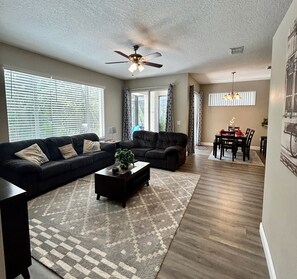 Smart TV, DVD player, stereo