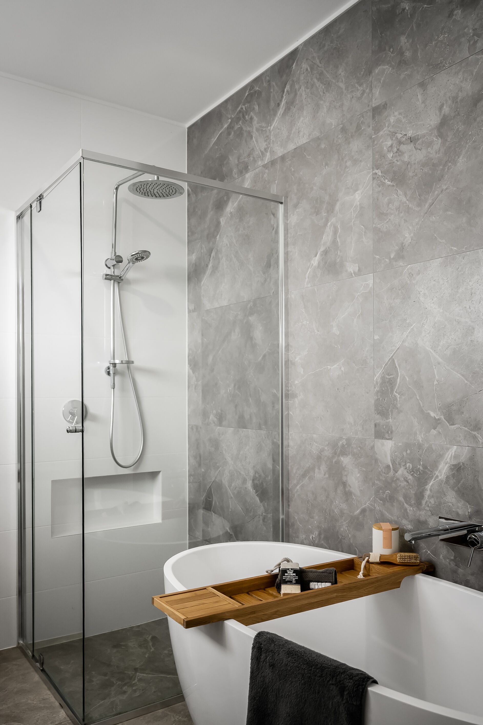 NEWLY RENOVATED BATHROOM 