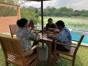 Outdoor dining
