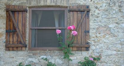 Apartment in Farmhouse for Families with Pool