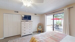 2 bedrooms, iron/ironing board, internet, bed sheets