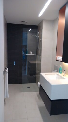 Camberwell Holiday Apartment