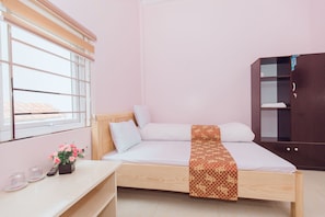 Double or Twin Room | Desk, iron/ironing board, free WiFi