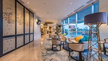 Sala de estar en el lobby