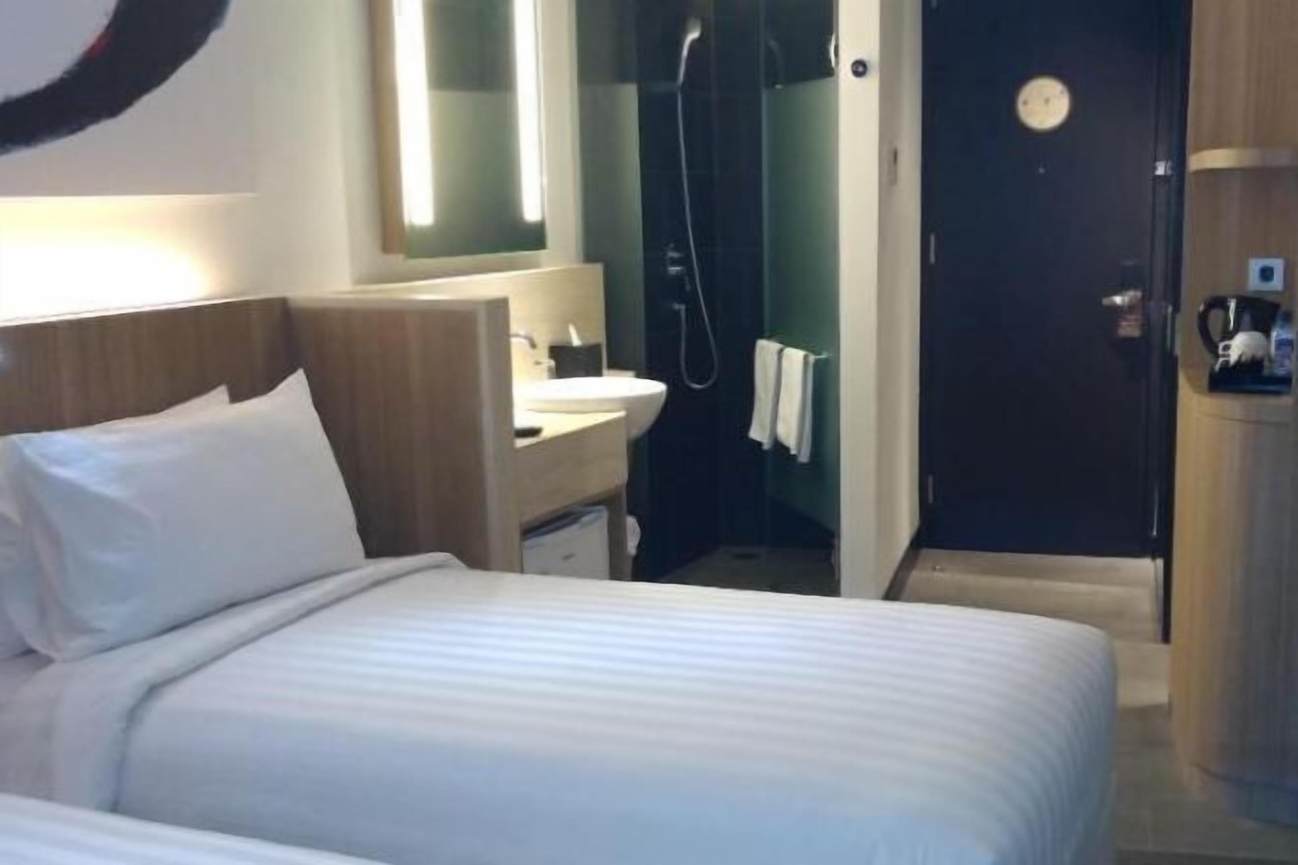 In-room safe, desk, blackout drapes, free WiFi