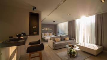 32-inch flat-screen TV with cable channels, TV