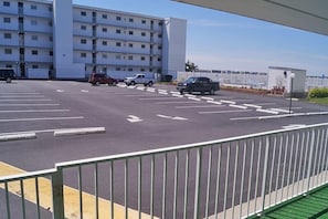 Condo, 2 Bedrooms | Property grounds
