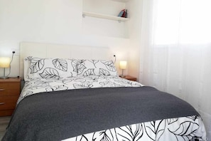 1 bedroom, iron/ironing board, free WiFi, bed sheets