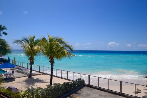 Fabuleux Boutique Condo à St Lawrence Gap - Sunset Beach