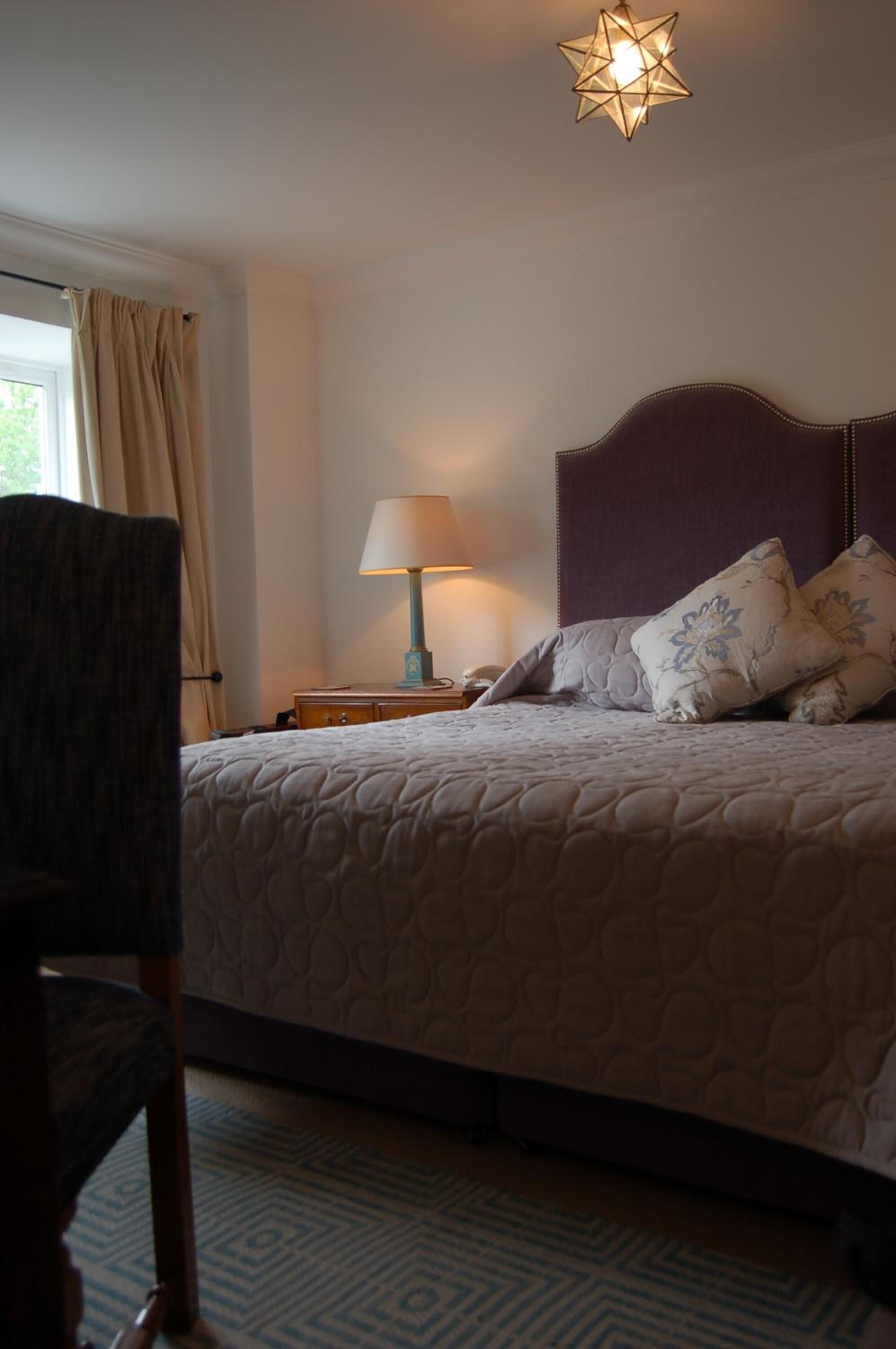 individually decorated, individually furnished, desk, free wifi