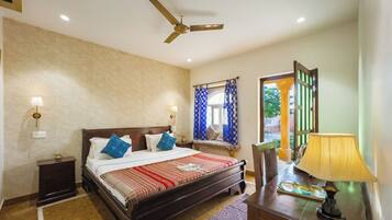 Deluxe-Doppelzimmer | 1 Schlafzimmer, hochwertige Bettwaren, Betten mit Memory-Foam-Matratzen