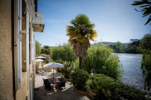 Deluxe Apartment (Rosette) | Terrace/patio - Les Magnolias (Lalinde)