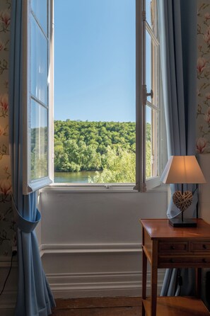 Deluxe Double Room | Desk, iron/ironing board, cribs/infant beds, free WiFi - Les Magnolias (Lalinde)