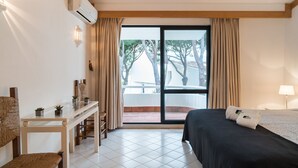 1 bedroom, WiFi (free), bed sheets - Quinta do Lago Lounge Apartment (S26) (Quinta do Lago)