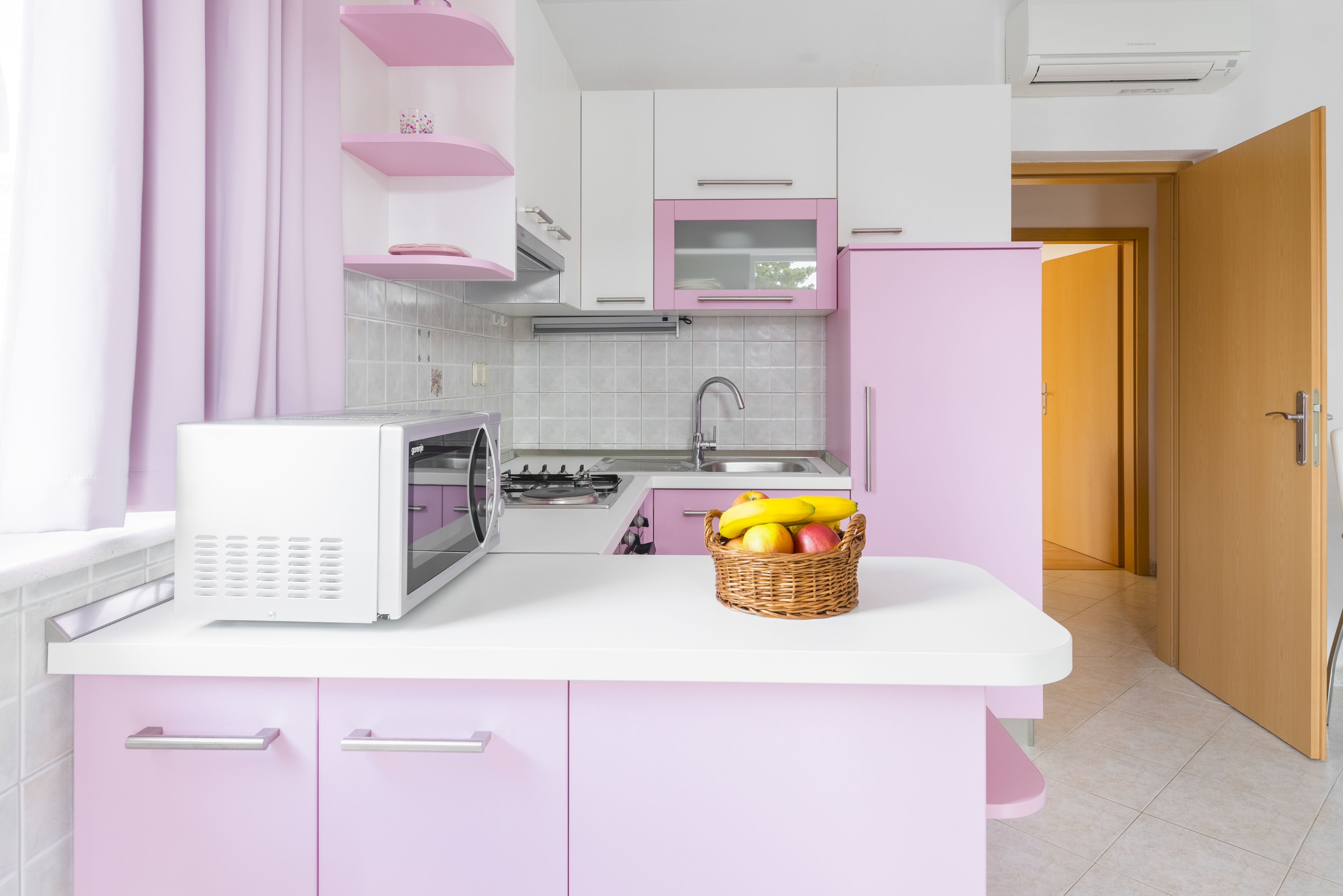Apartment, 1 Bedroom, Sea View | Private kitchenette | Fridge, microwave, oven, stovetop