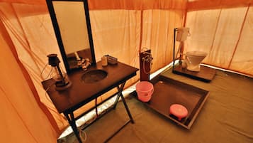 Luxury Tent, 1 Bedroom, Smoking, Resort View | Bathroom | Shower, free toiletries, towels