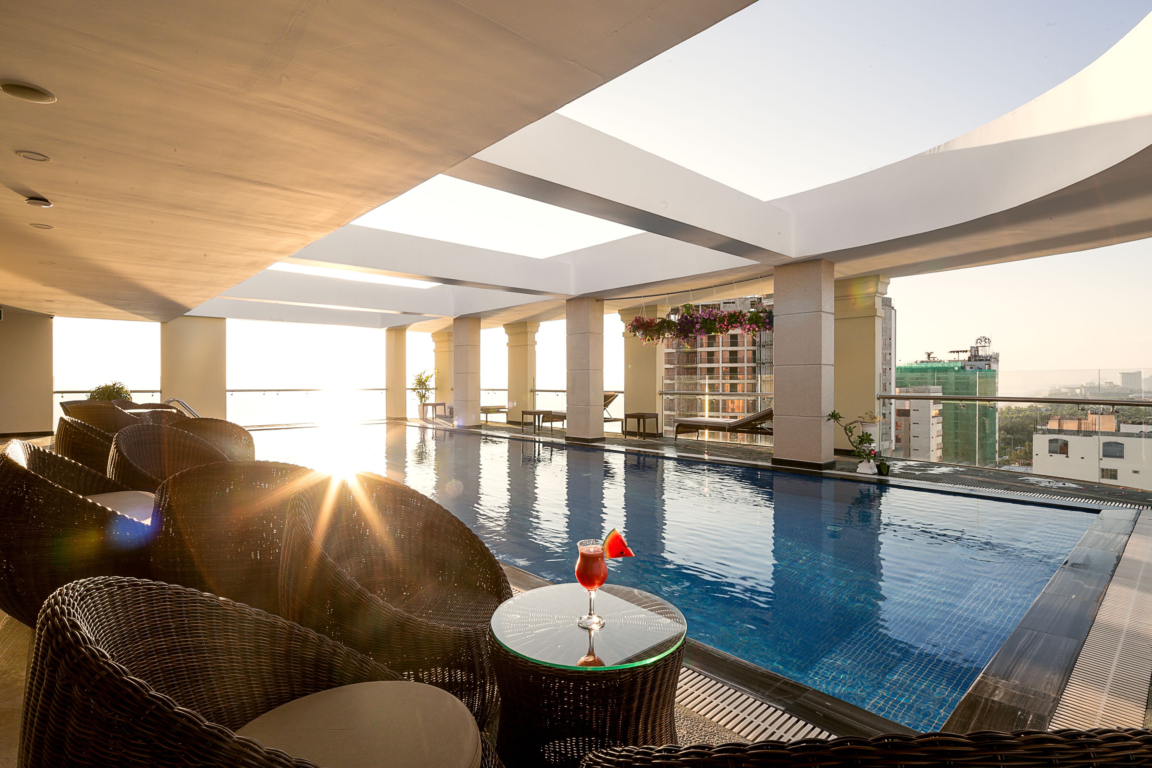 outdoor pool, pool loungers