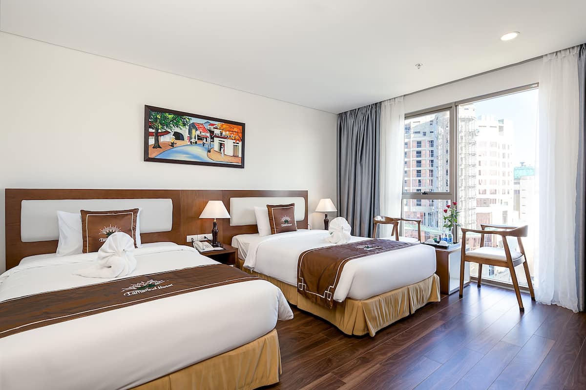 1 bedroom, premium bedding, minibar, in-room safe