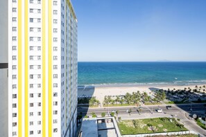 On the beach - Tamarind Hotel Da Nang (Da Nang)