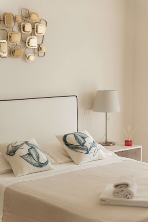 Suíte superior, 1 quarto, sacada | Lençóis italianos Frette, roupas de cama premium