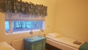 Room, 1 Bedroom, Shared Bathroom (Blue) | WiFi (free) - Annalyn Guesthouse (Selfoss)