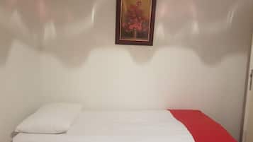 Phòng, 1 phòng ngủ, phòng tắm dùng chung (Red) | Truy cập Internet không dây miễn phí