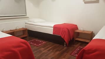 Room, 1 Bedroom, Shared Bathroom (Red) | Free WiFi