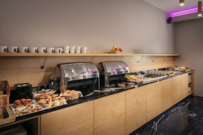 Desayuno buffet incluido todos los días