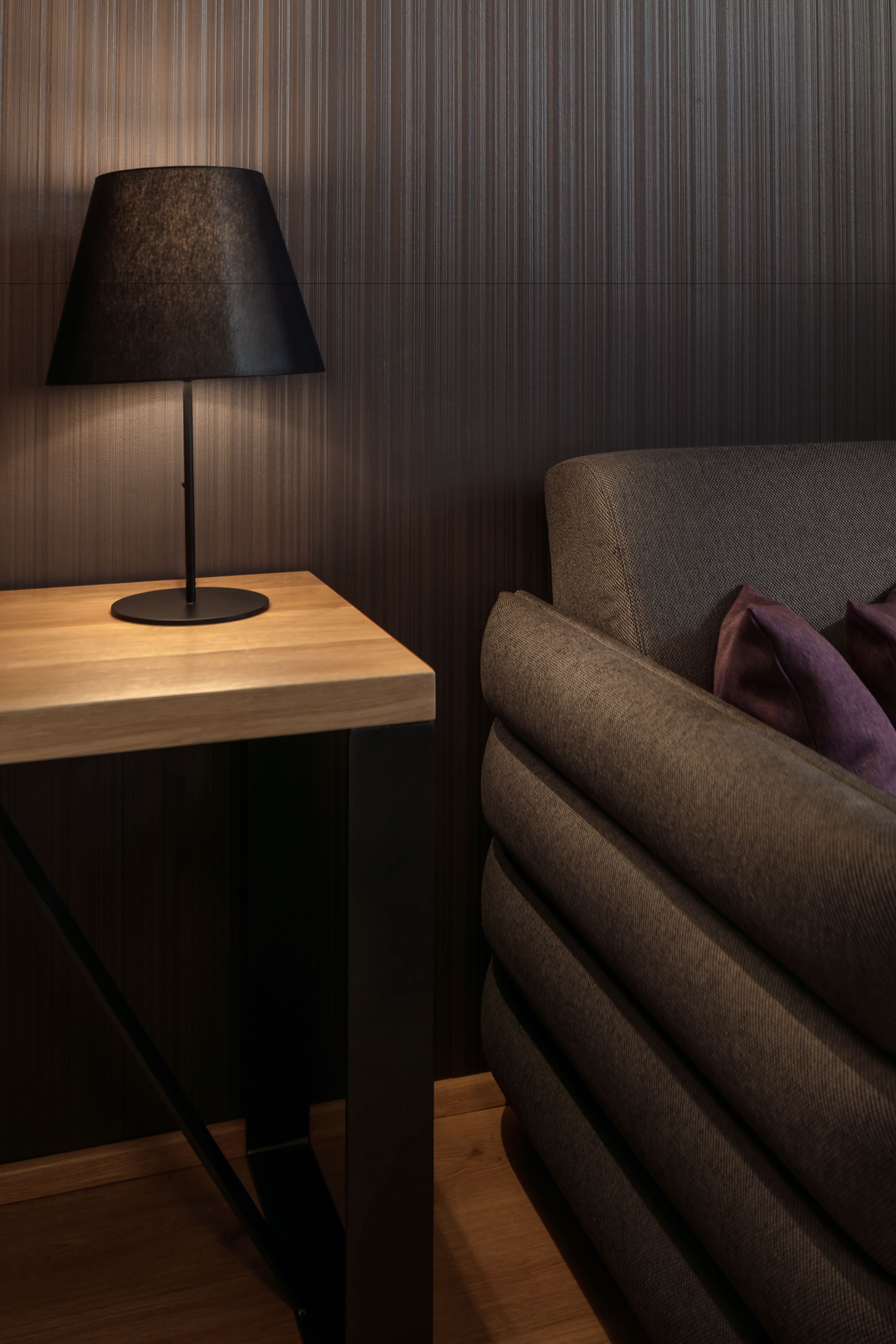 hypo-allergenic bedding, minibar, in-room safe, desk