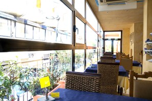 Daily buffet breakfast for a fee - Hotel Giorgetti Orange (Bellaria-Igea Marina)