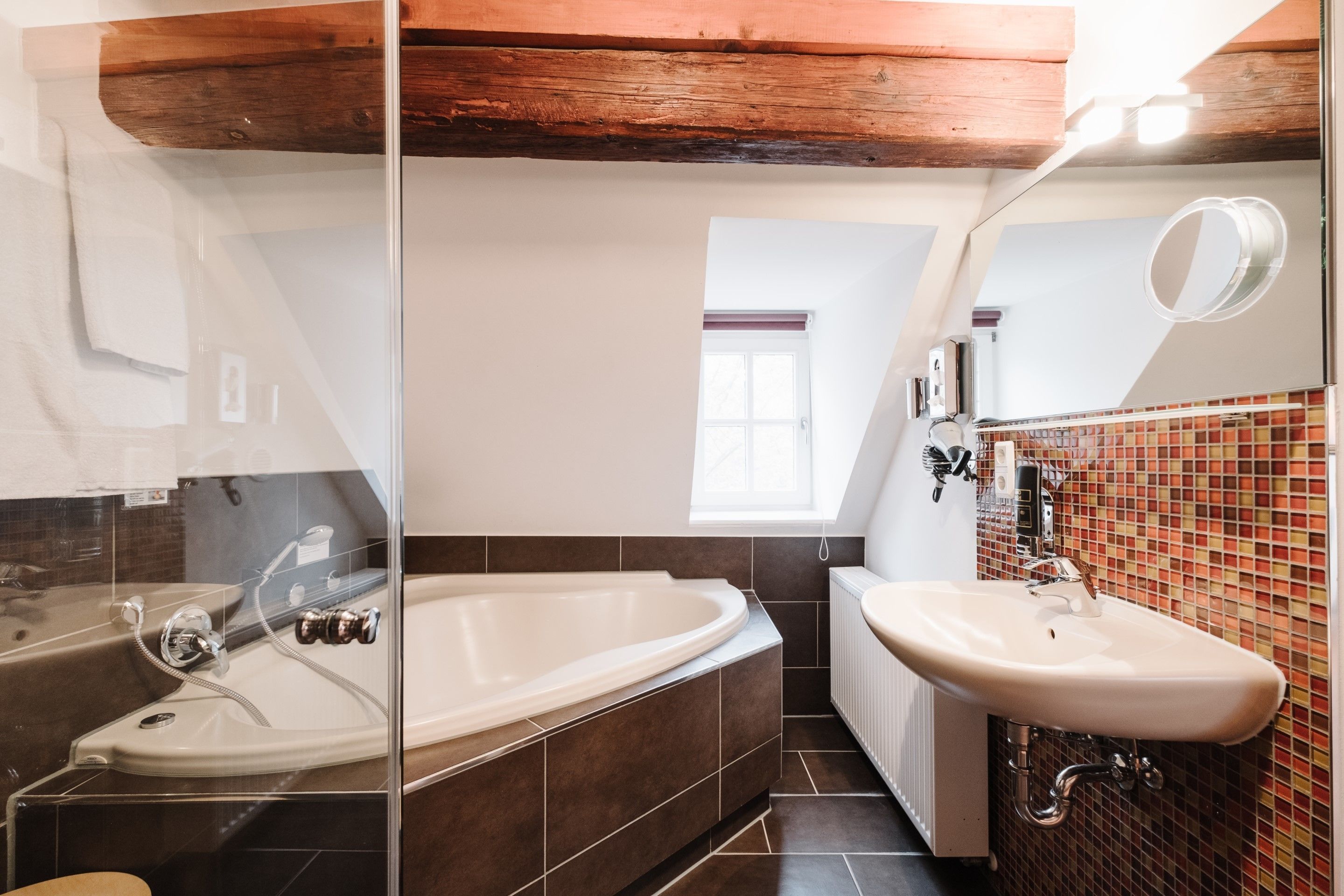 Jet tub