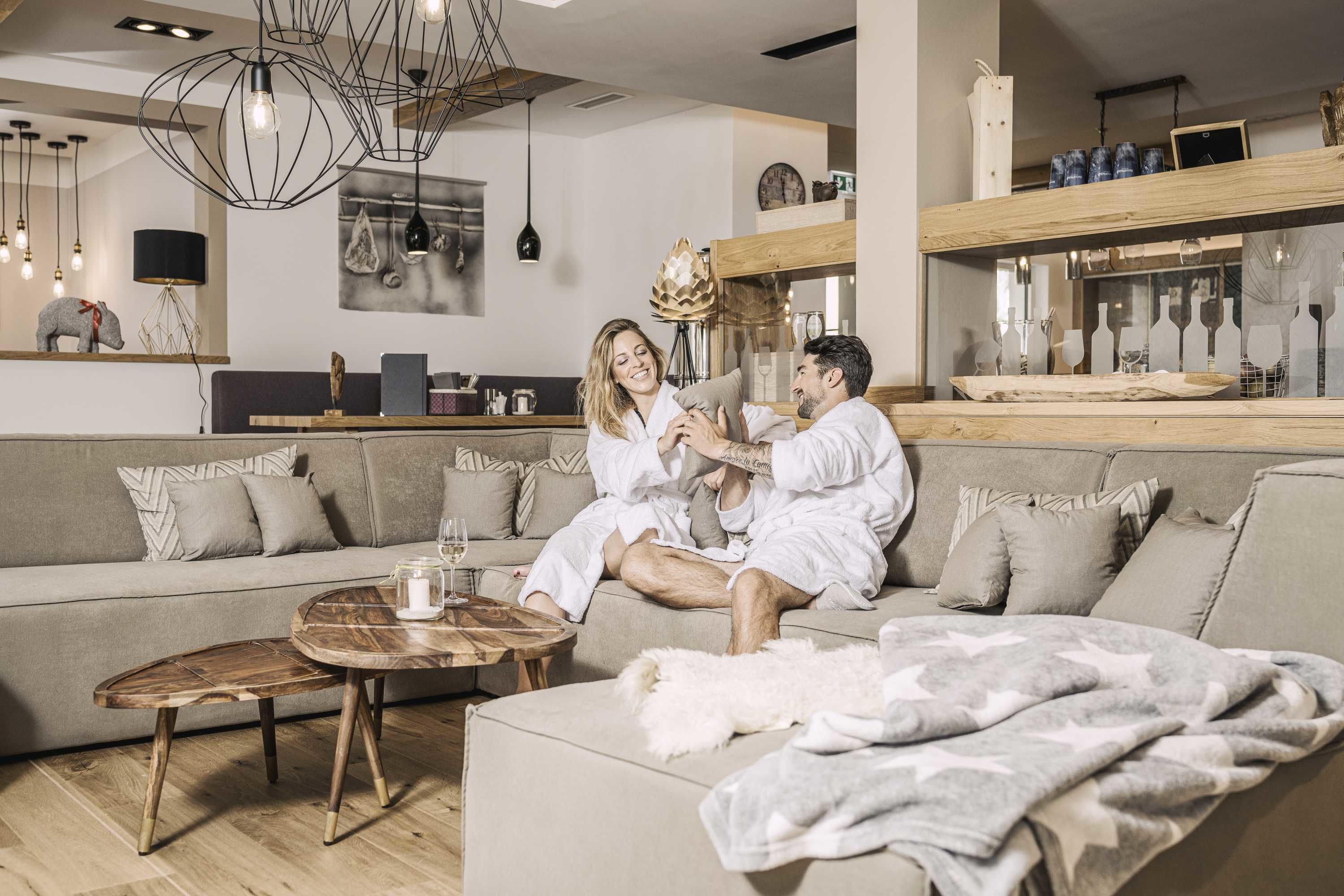 couples treatment room(s), sauna, hot tub, steam room, body treatments