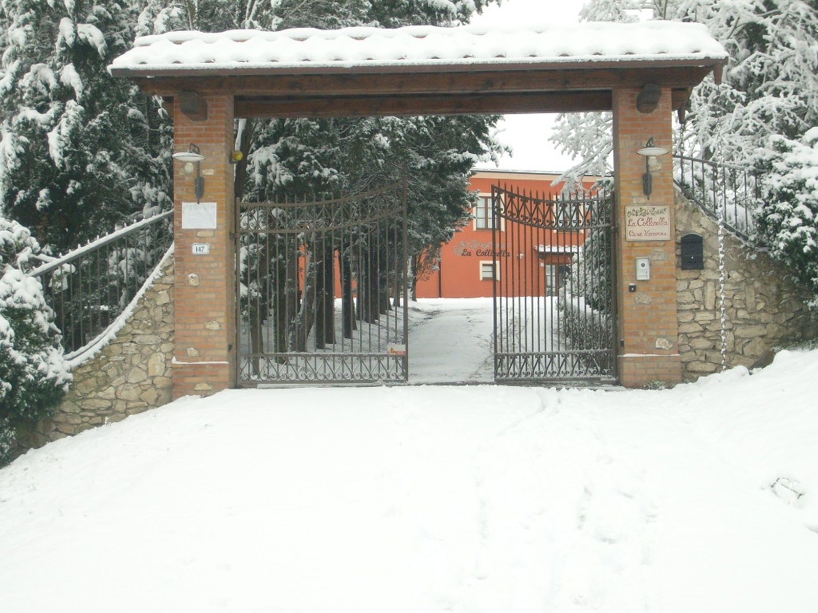 Ingresso della struttura