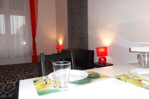 Breakfast area - Studio 4u Apartment Rákoczi (Budapest)